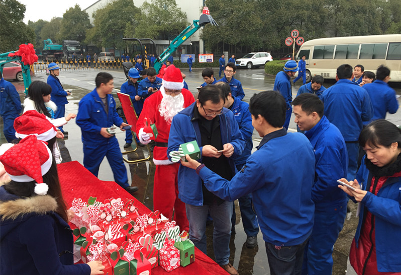 平安果驾到，，好事要来到