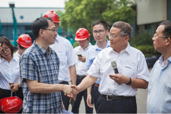 商务部相助司刘民强副司长一行调研永利集团官网智能