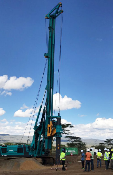 永利集团官网智能入岩神器在东非肯尼亚获赞，，，，，，人好装备好