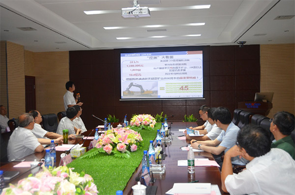 科技部高手艺中心副主任袁建湘考察调研永利集团官网智能