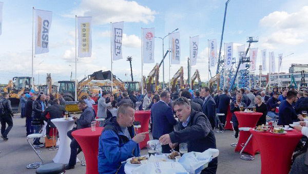 十年携手，，，，，，永利集团官网智能莫斯科宝马CTT展产品推介会圆满举行