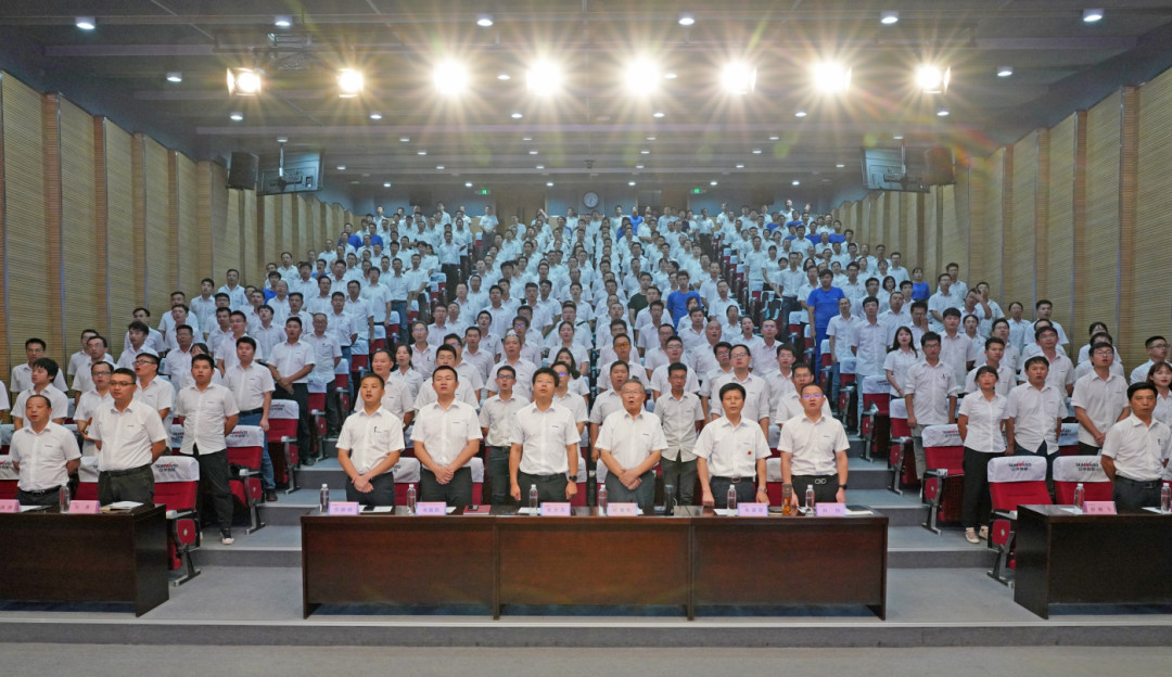 致敬研发 | 永利集团官网智能举行职称评定事情总结暨职称证书揭晓仪式