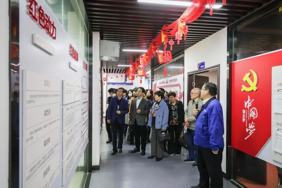 民主党派湖南省委机关青工委团队一行考察永利集团官网智能