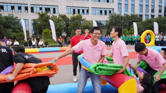 风华十九载，，，，，，携手再腾飞！——庆祝永利集团官网智能建设十九周年表扬会暨趣味运动会