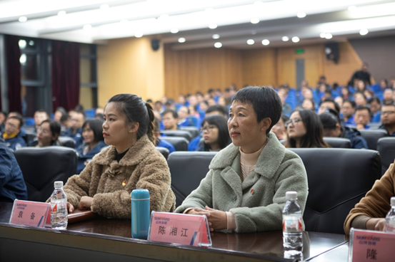 永利集团官网智能开展“不忘初心 切记使命”主题教育宣讲活动