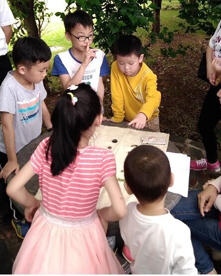 大手牵小手·“顽”转六一，，永利集团官网智能首次六一亲子主题活动圆满举行