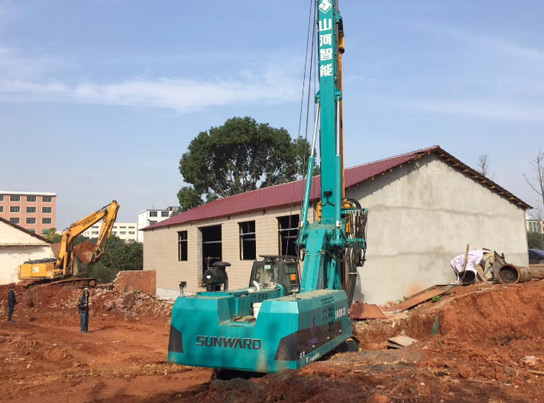 跨行创业，，永利集团官网智能旋挖钻十个月帮他回本！