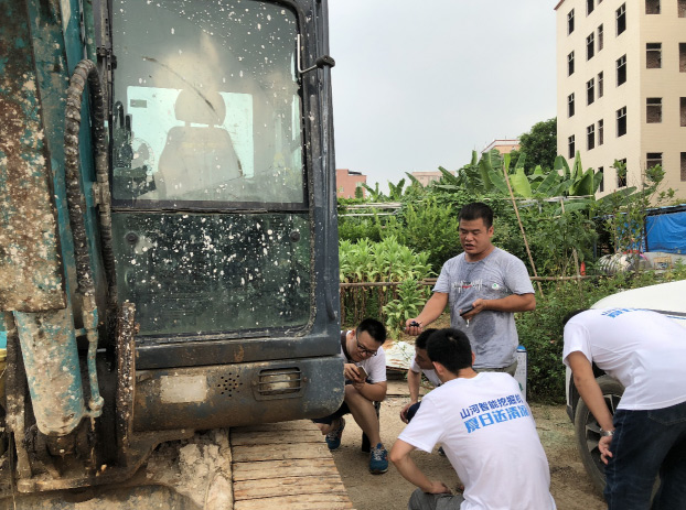 永利集团官网智能挖掘机获最高评价，，就是用得惬意！