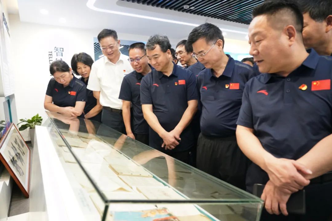 湖南省委党校厅干班赴永利集团官网智能开展现场教学活动