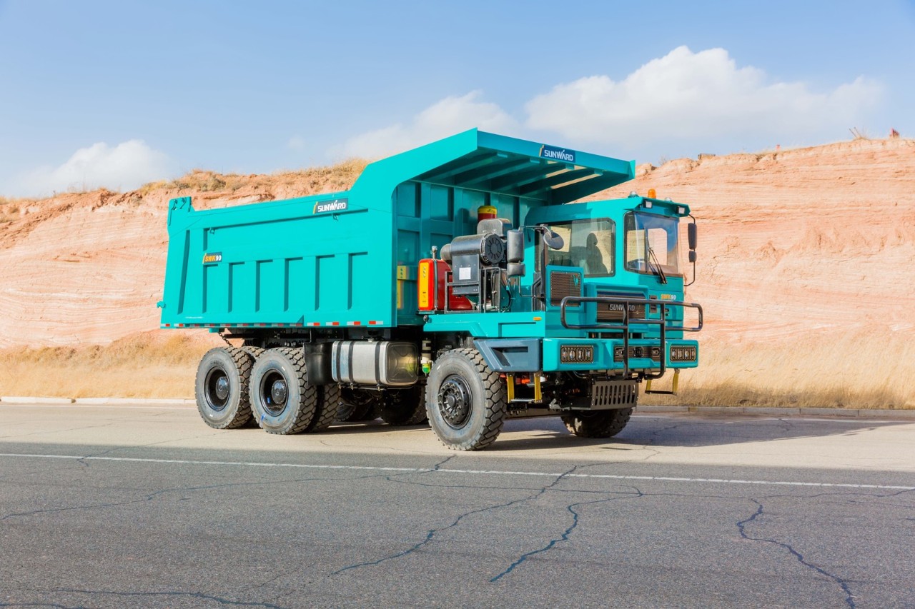 批量出口印度尼西亚！永利集团官网智能矿卡征战矿山前线