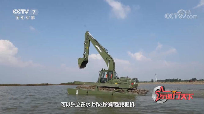 水陆两用挖掘机亮相央视！永利集团官网智能应抢救援“猛将”出战