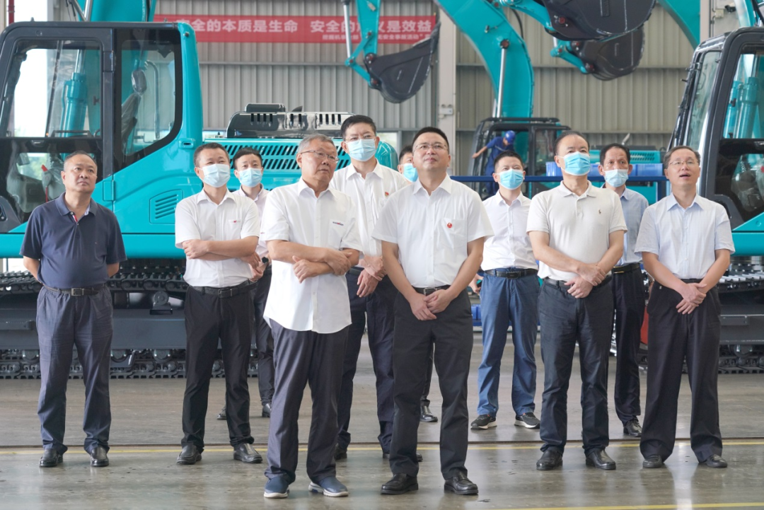 长沙市委常委、市纪委书记胡卫兵考察调研永利集团官网智能