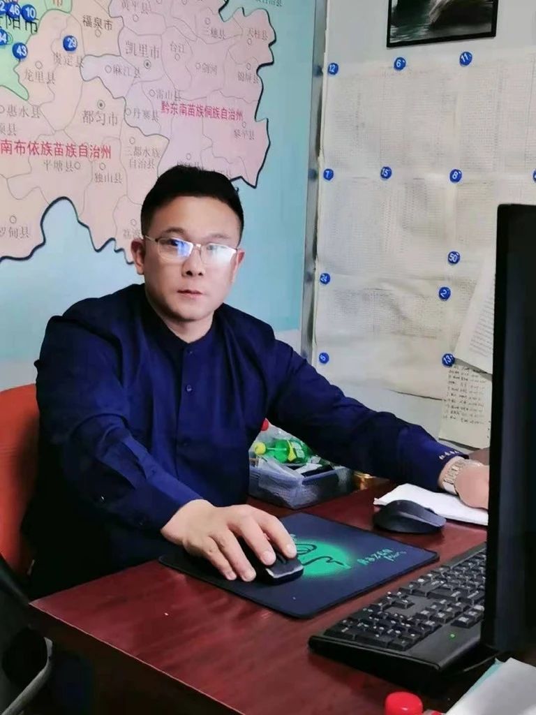 不到2年时间，，入手33台永利集团官网智能旋挖钻机，，这位老板什么来头？？？？？