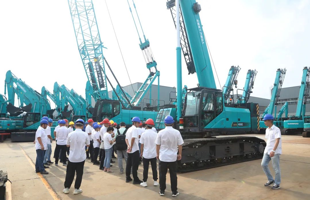 双鹰遨游，，，“E”往无前！——永利集团官网智能新一代E系列起重机下线！