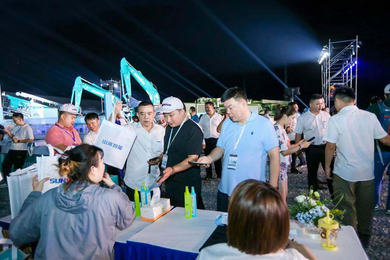 逛展超热闹！永利集团官网智能效果展示会高能名时势来袭