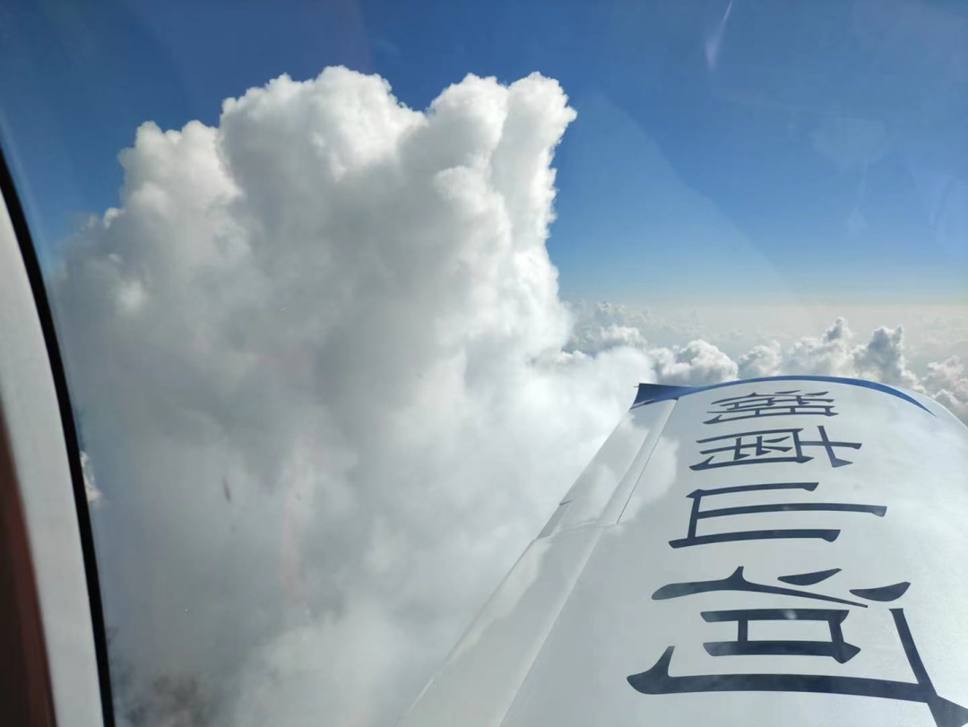 4小时，，，，720公里，，，，永利集团官网阿若拉飞到珠海在第13届中国航展等你