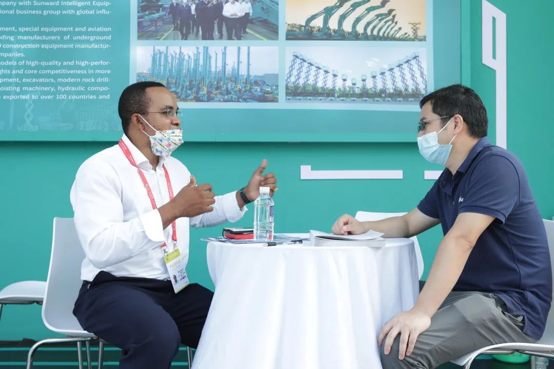 亮相中非经贸博览会！永利集团官网智能尽展工程机械国产品牌魅力