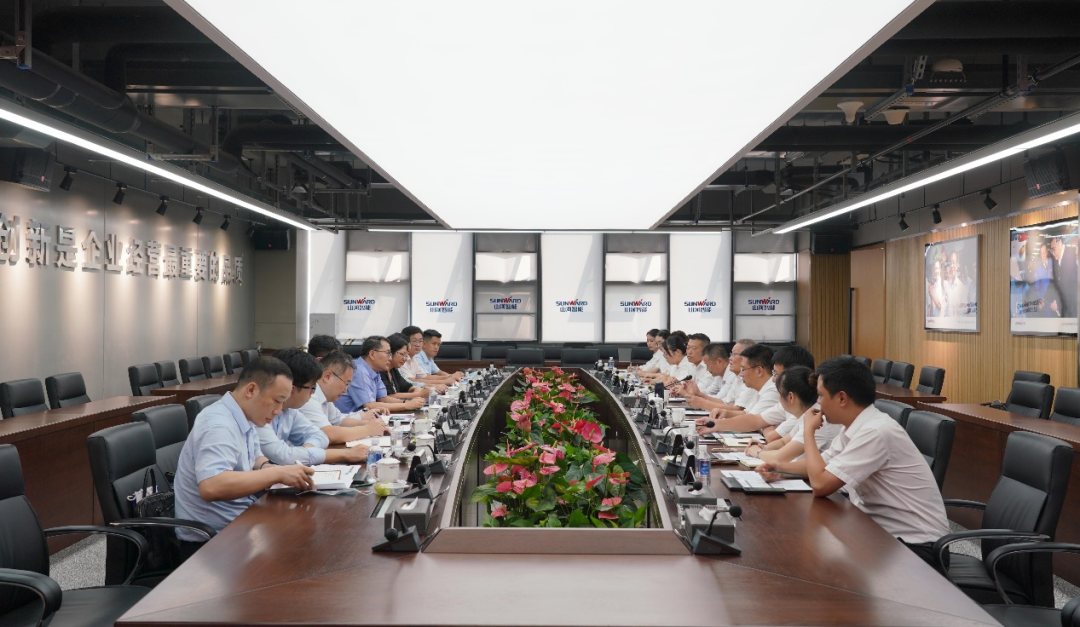 中国出口信用包管公司向导一行调研永利集团官网智能