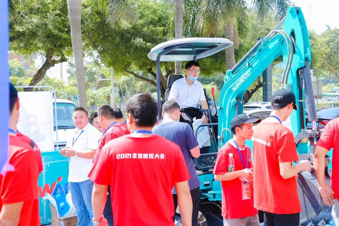 共享微挖新视界！永利集团官网智能微挖三大王牌产品齐聚2021全球微挖大会