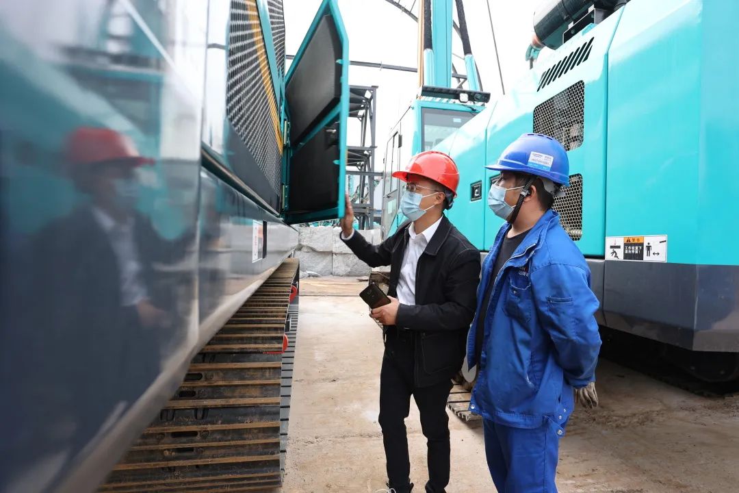 湖南日报：先行先试，，，，，开拓千亿美元新市场！。∥沂∈椎ザ手工程机械装备出口报关 永利集团官网智能装备 昨天