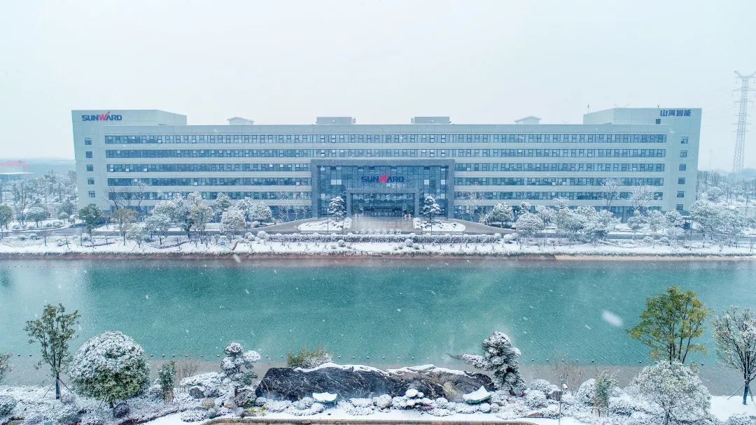 瑞雪兆丰年，，，邀您共赏雪中永利集团官网！