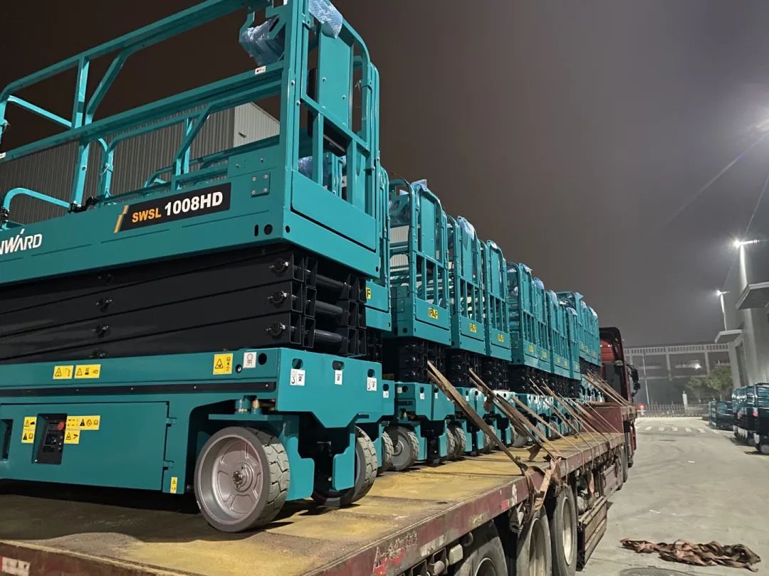 创下单日最高发货量纪录！永利集团官网高机装备集中发货