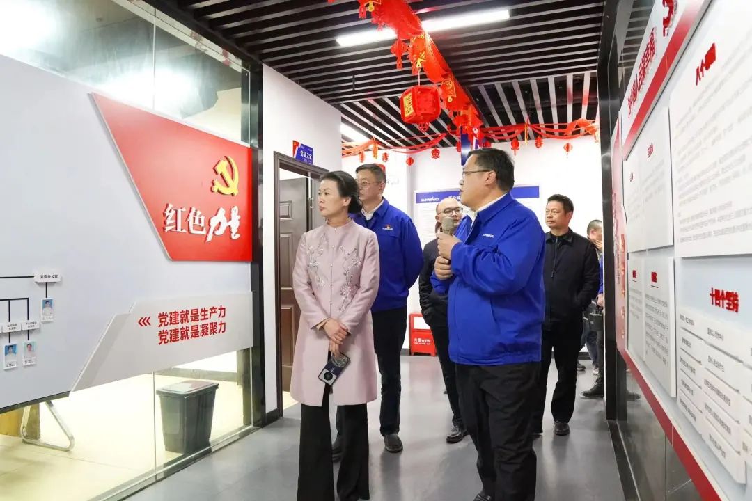 长沙市总工会、长沙经开区总工会一行调研永利集团官网智能