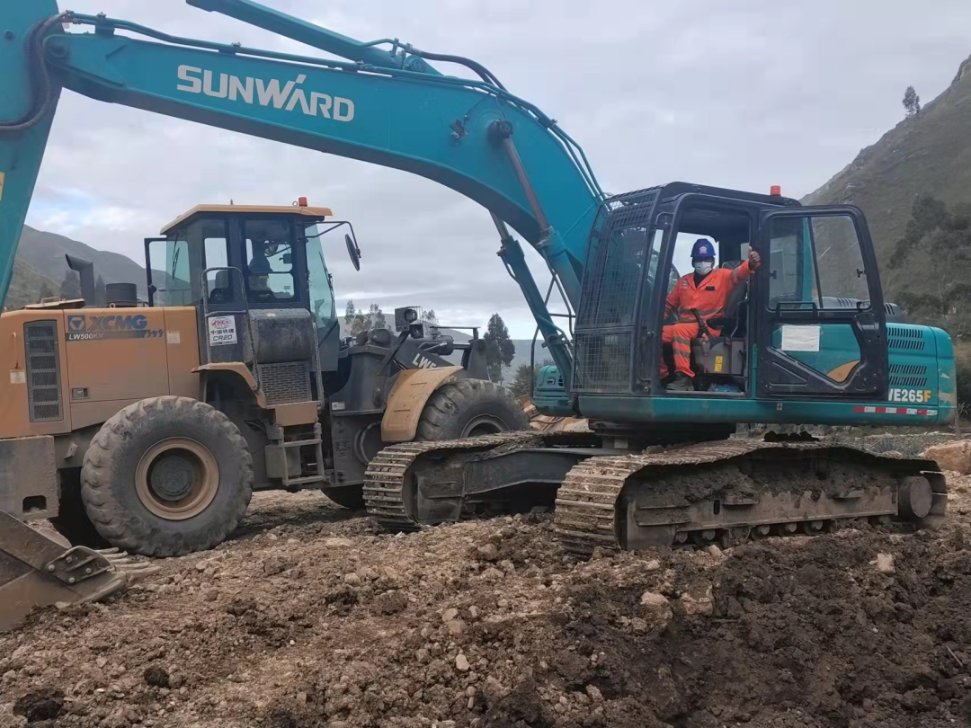 挑战天下第二高山脉！永利集团官网智能装备助力秘鲁安第斯国家公路项目建设