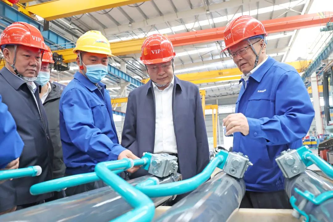中铁二十局党委书记、董事长雷位冰带队造访永利集团官网智能