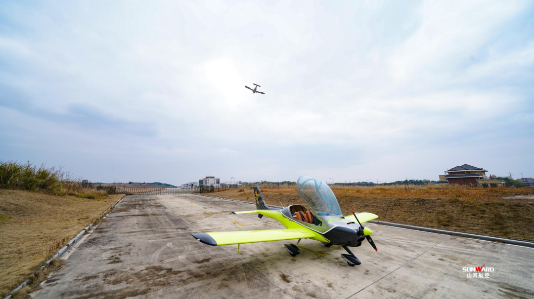 图集 | 阿若拉穿“鲨”衣，，，，，，尚有更多套装为天空添彩！