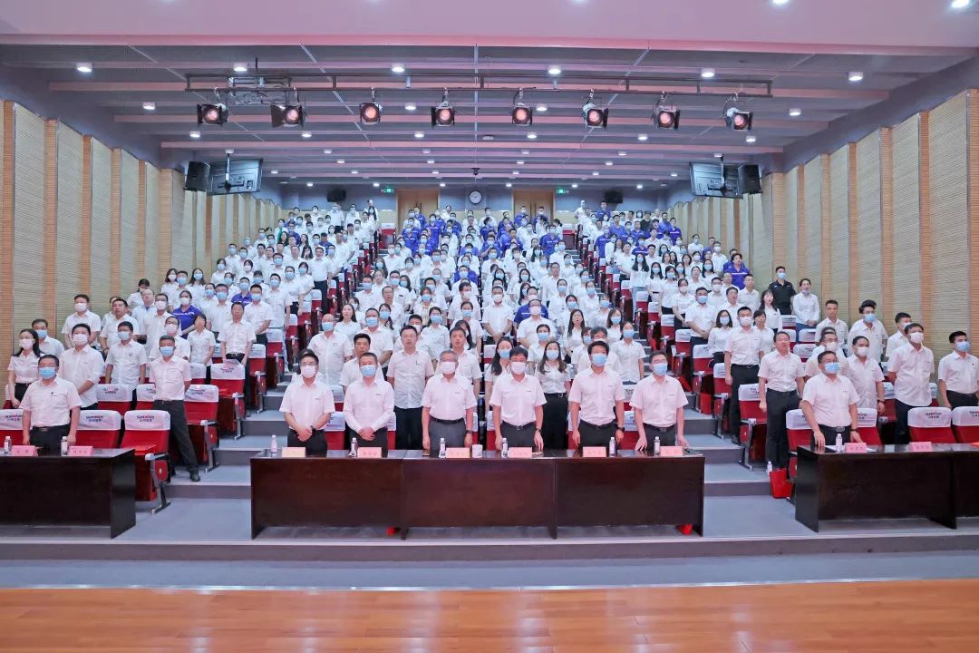 为立功建企建家一体化孝顺更鼎实力！永利集团官网智能第五届五次“双代会”乐成召开