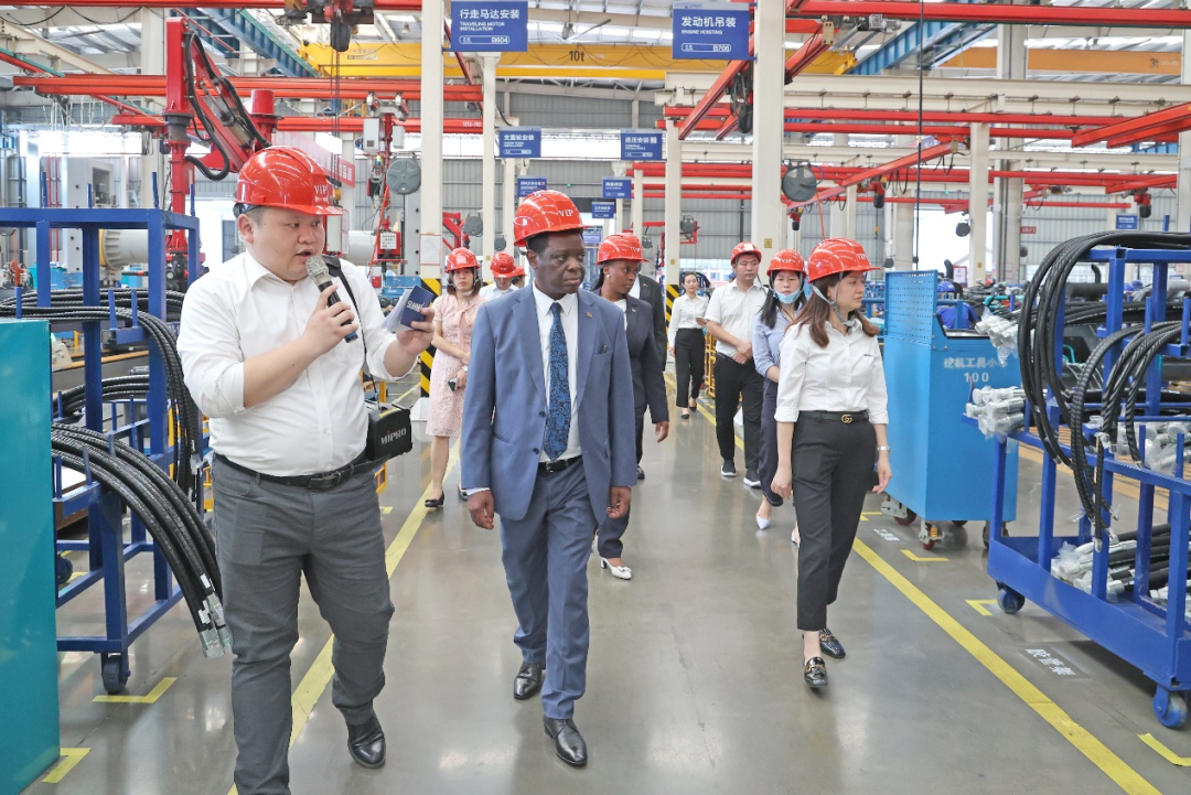 马拉维大使一行考察永利集团官网智能