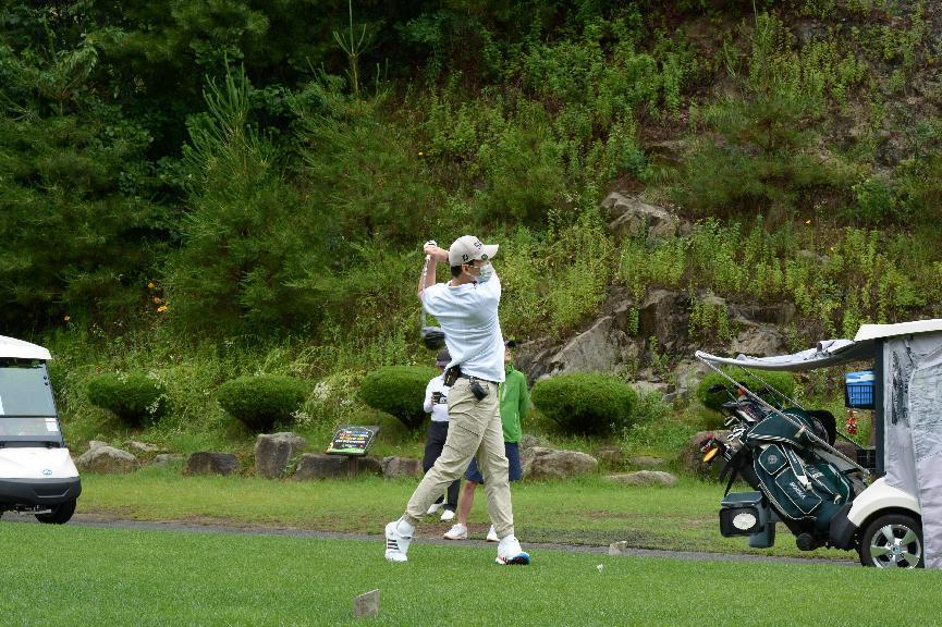 永利集团官网韩国“2022年第三届永利集团官网杯高尔夫球赛”乐成举行