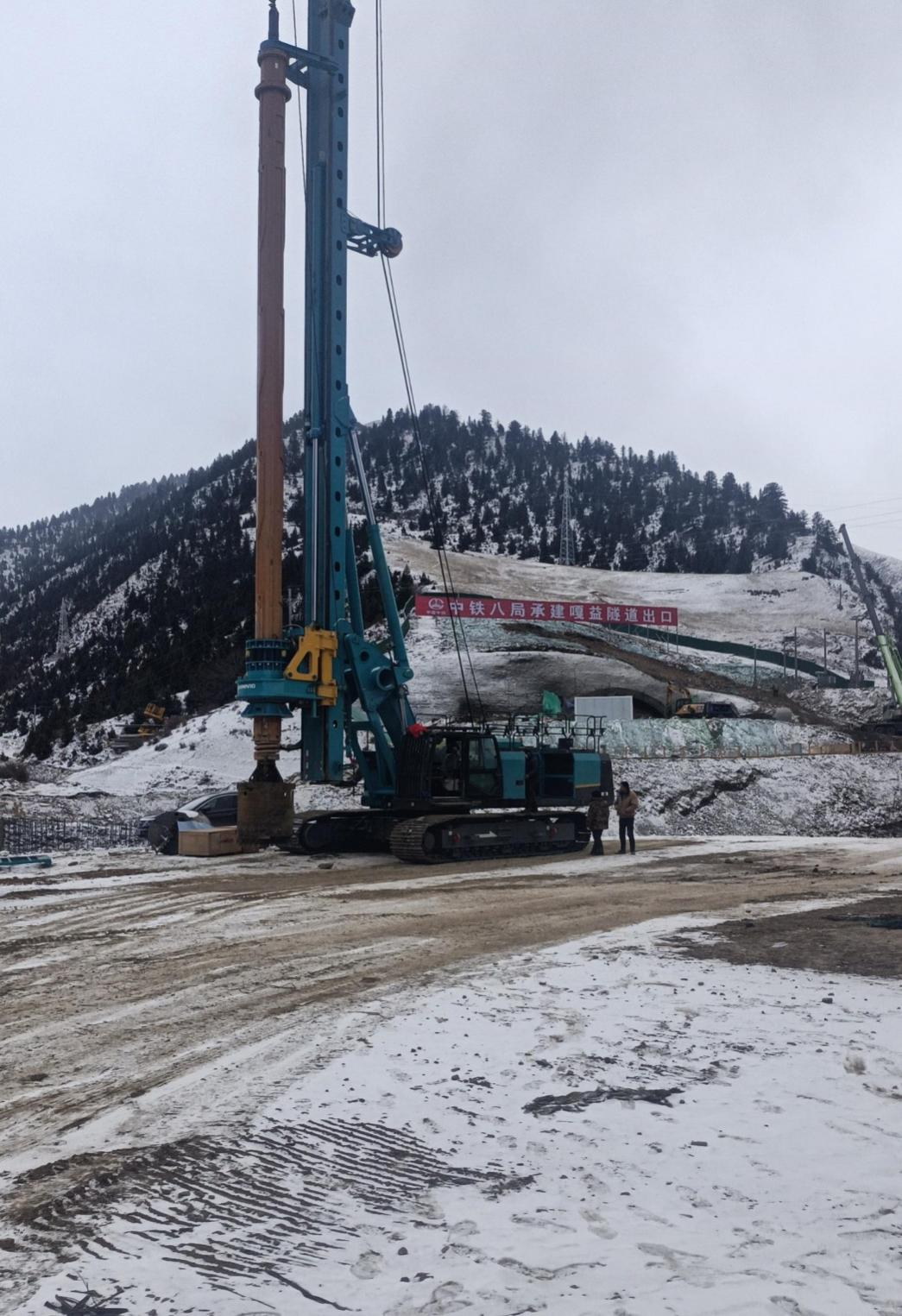 决战“天下之巅”！永利集团官网智能旋挖钻机实力助建川藏铁路