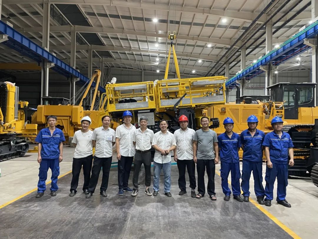 为铁路运输保驾护航！永利集团官网智能自主研制首套三平台作业装置乐成交付