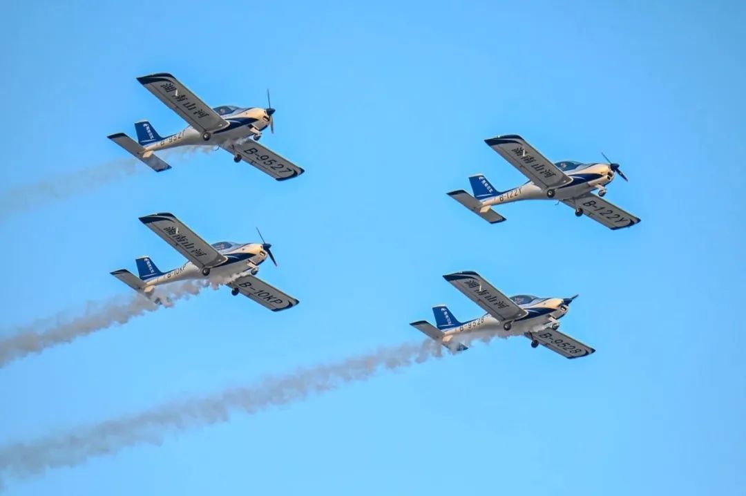 逆势飞翔！永利集团官网航空携手相助同伴亮相2022南昌航行大会