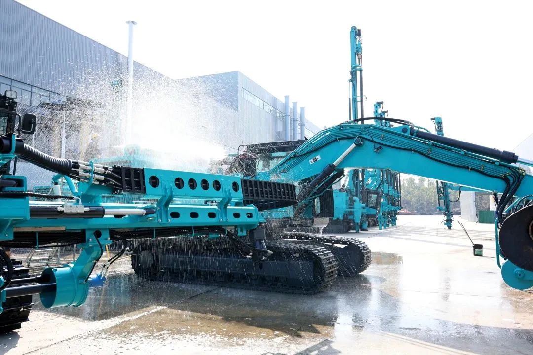 莫道君行早，，更有早行人！永利集团官网智能癸卯兔年开工大吉