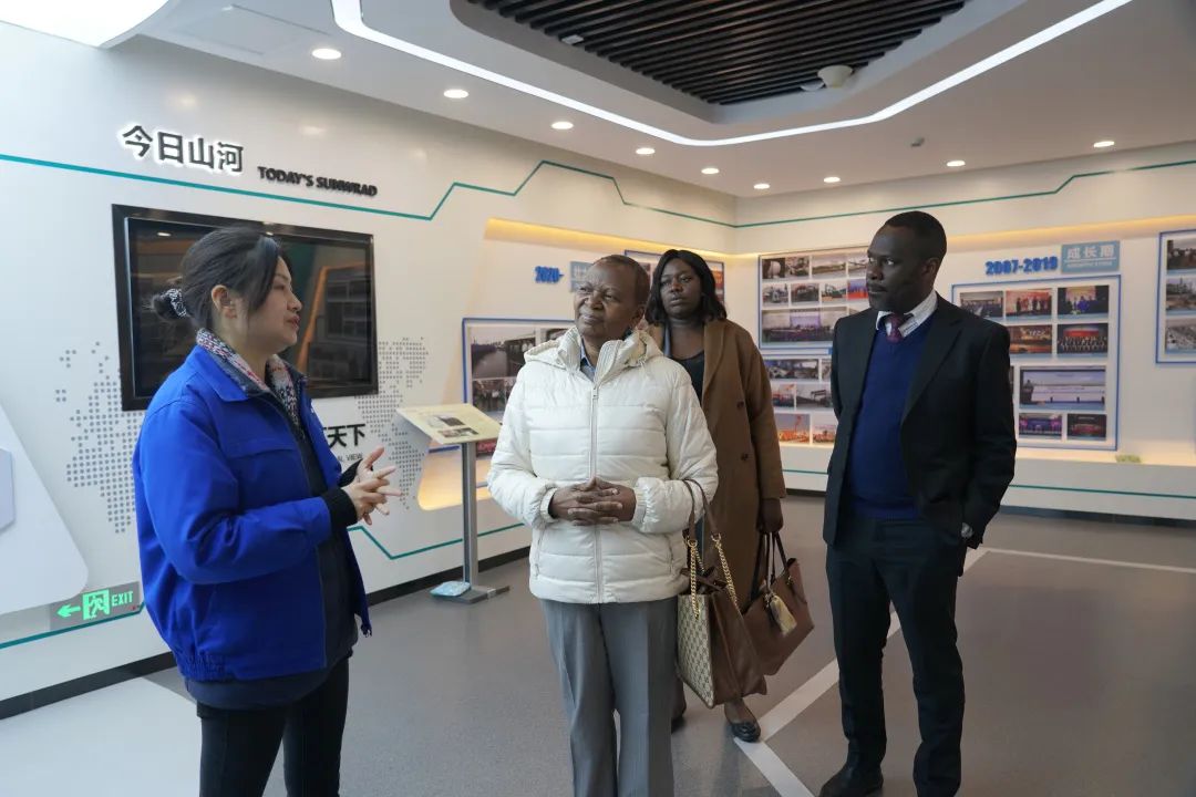 乌干达驻华大使到访永利集团官网智能