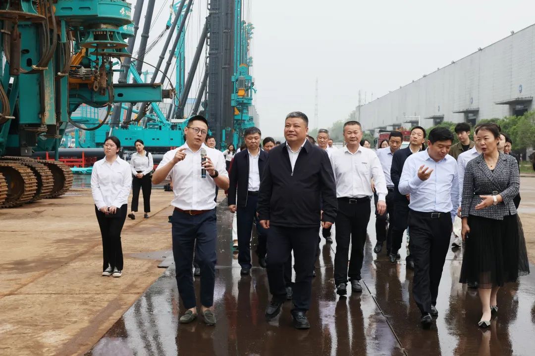 长沙市政协主席陈刚调研永利集团官网智能