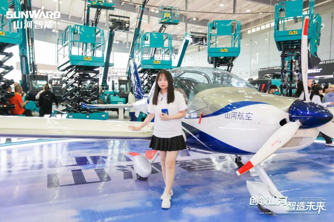 闪灼2023 CICEE！看永利集团官网智能“明星产品”有多“炫”