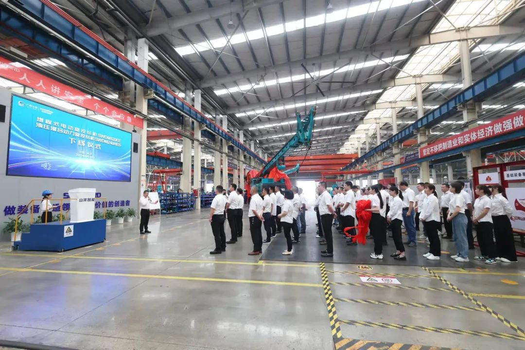 助力“双碳”、绿动未来！永利集团官网智能增程式电动旋挖钻机、液压混淆动力旋挖钻机齐交付