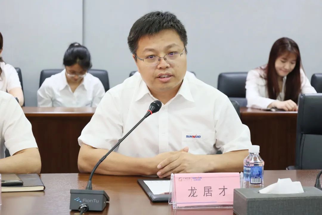 携手开启绿色转型之路！永利集团官网智能&南京盖百氏增程式电动旋挖钻机签约仪式乐成举行