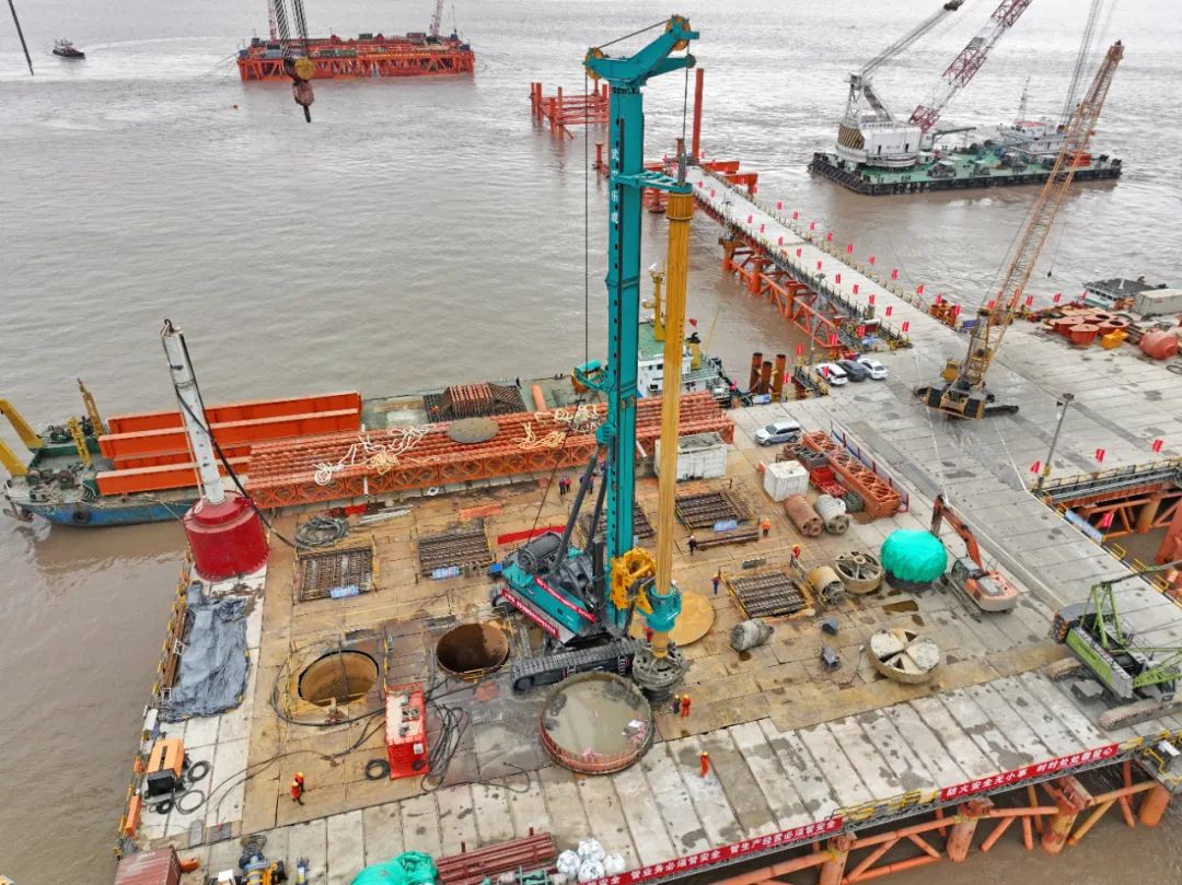 新战绩+1！永利集团官网智能超等旋挖钻机创6.3米直径钻孔新纪录