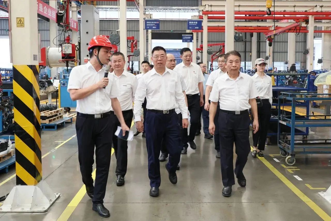 两门第界500强企业董事长同访永利集团官网智能