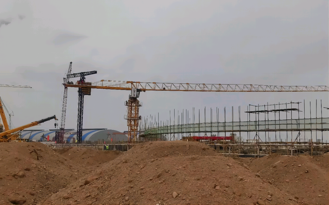 大漠沙漠展雄姿！永利集团官网江麓塔机助力常乐电厂项目