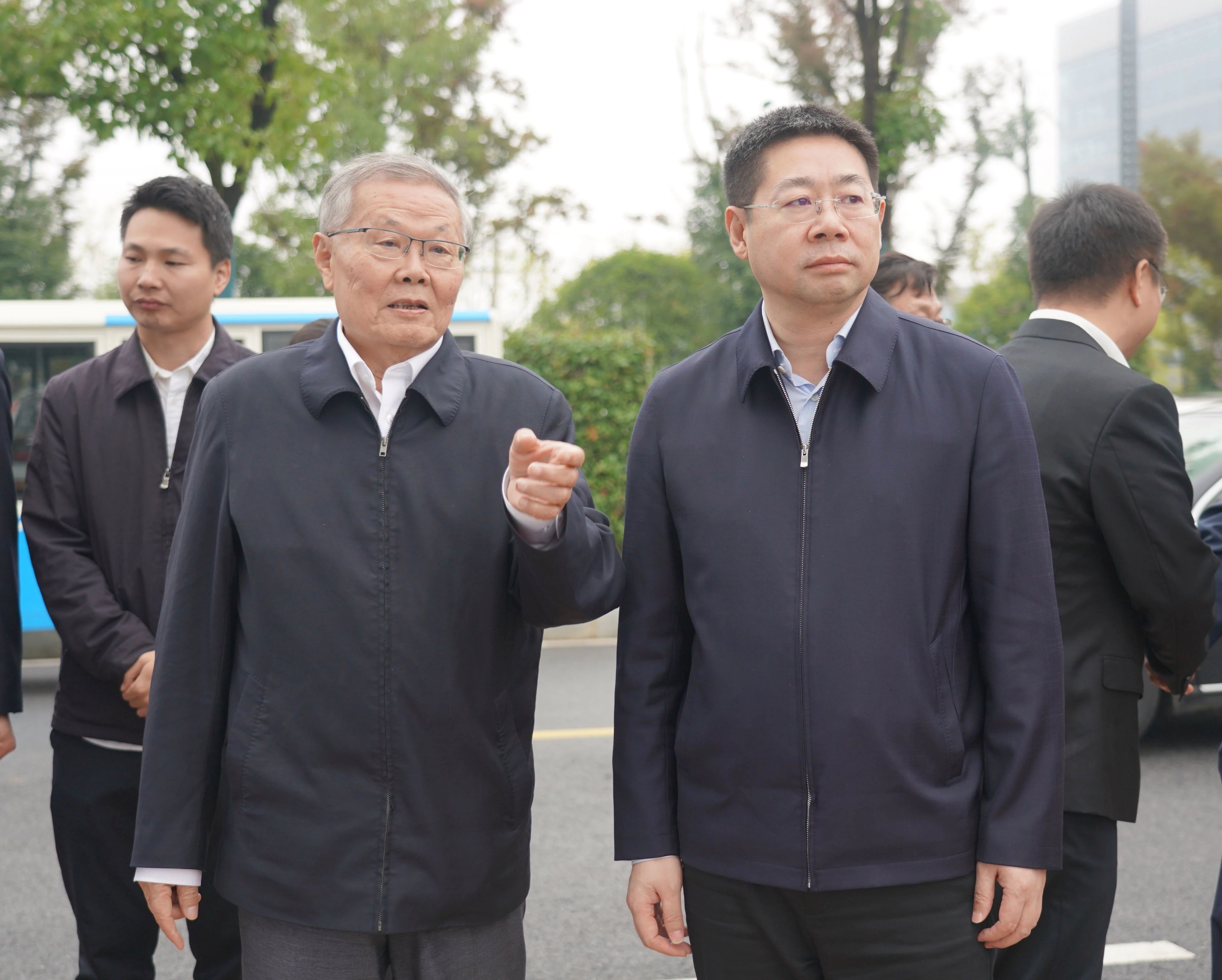 天下节水办主任蒋牧宸调研永利集团官网智能节水事情