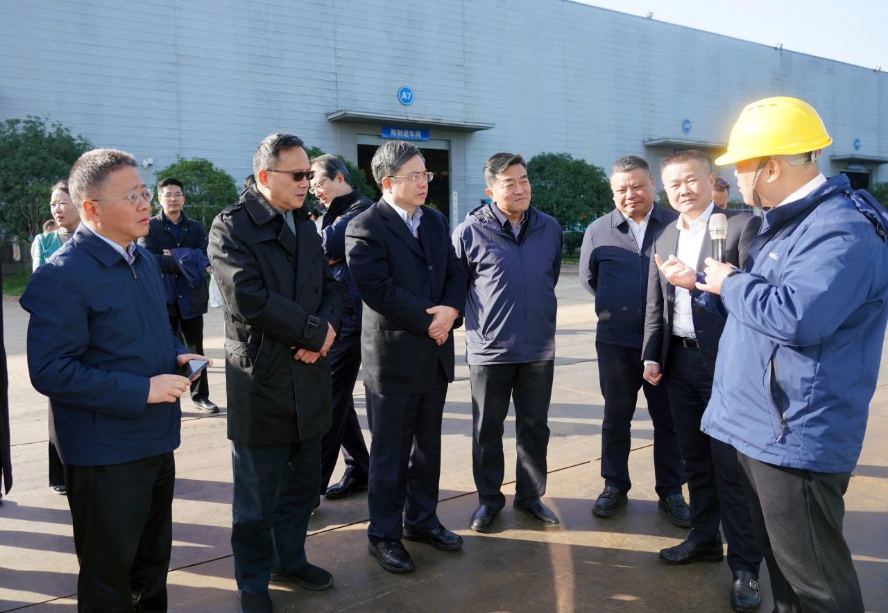 聚焦装备再制造！上海市政协副主席、党组副书记肖贵玉带队调研永利集团官网智能