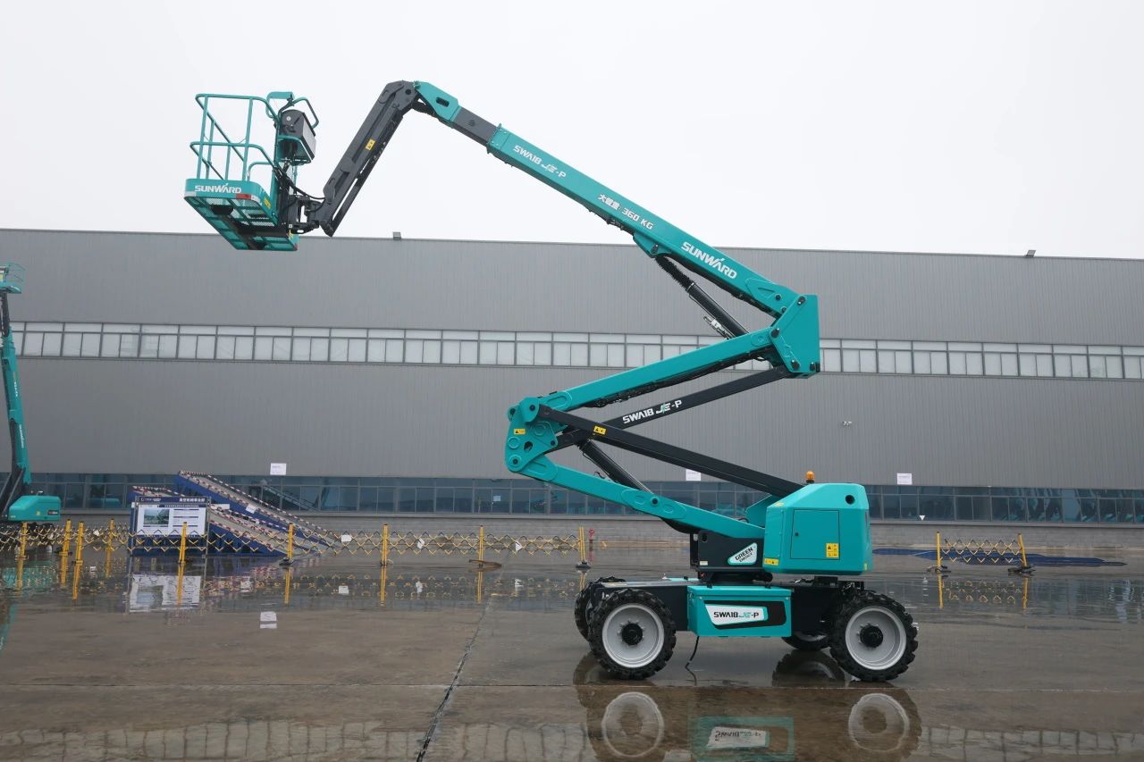 又双叒叕上新了！永利集团官网智能首款双载荷电动曲臂式高空作业平台顺遂下线