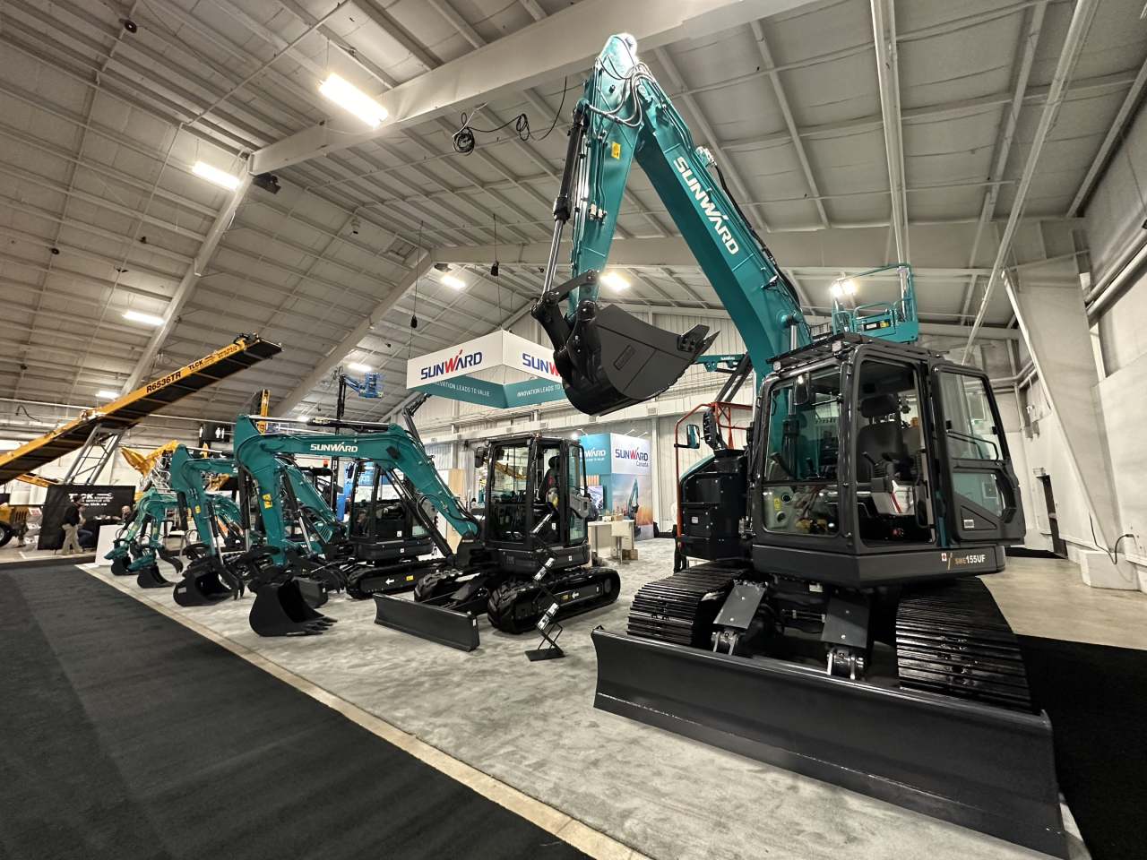 永利集团官网智能亮相加拿大最大重型装备展