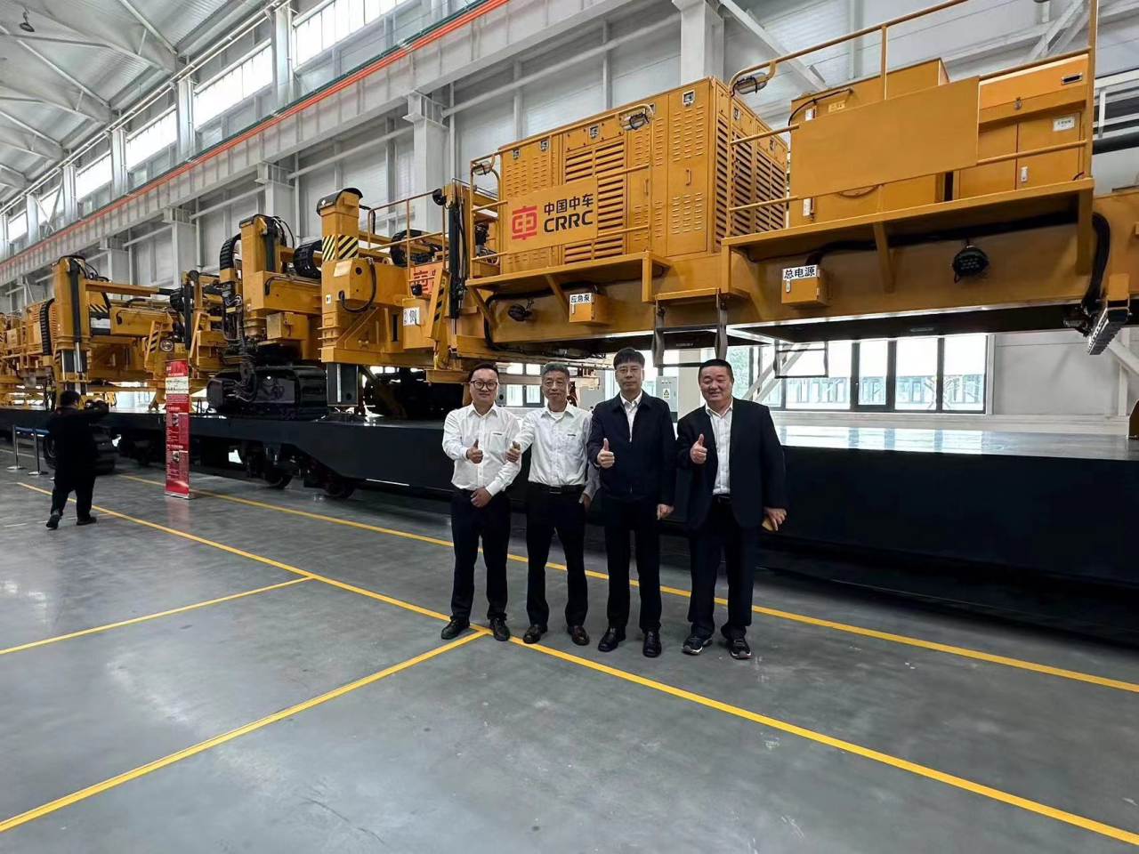 CPH-30J道岔铺换机组全球宣布！永利集团官网智能与宝鸡中车时代共绘铁路装备新篇章！